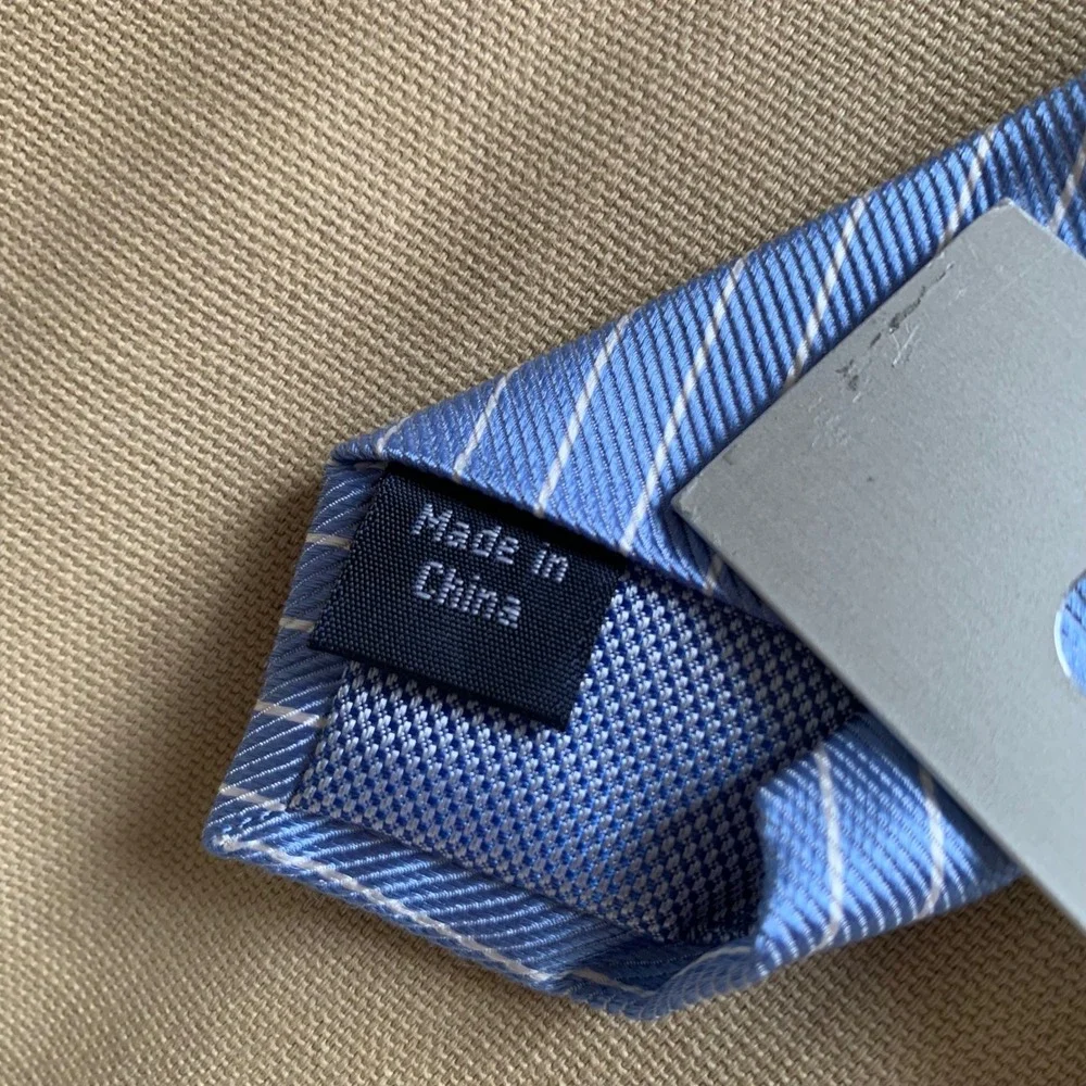 Tommy Hilfiger Mens Yellow Blue Geometric 100% Silk Tie 3 1/4